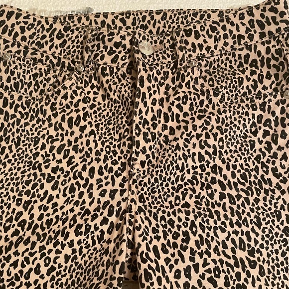 High waisted animal print pant - Picture 9 of 9